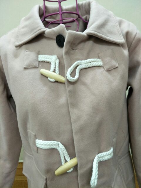 Áo dạ nút gỗ QC xinh