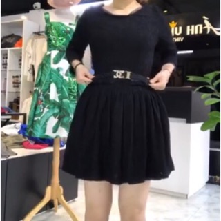 Váy Tình Nguyễn