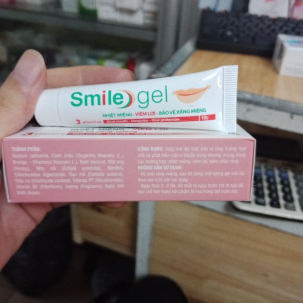 Smile gel nhiệt miệng viêm lợi tuýp 10g