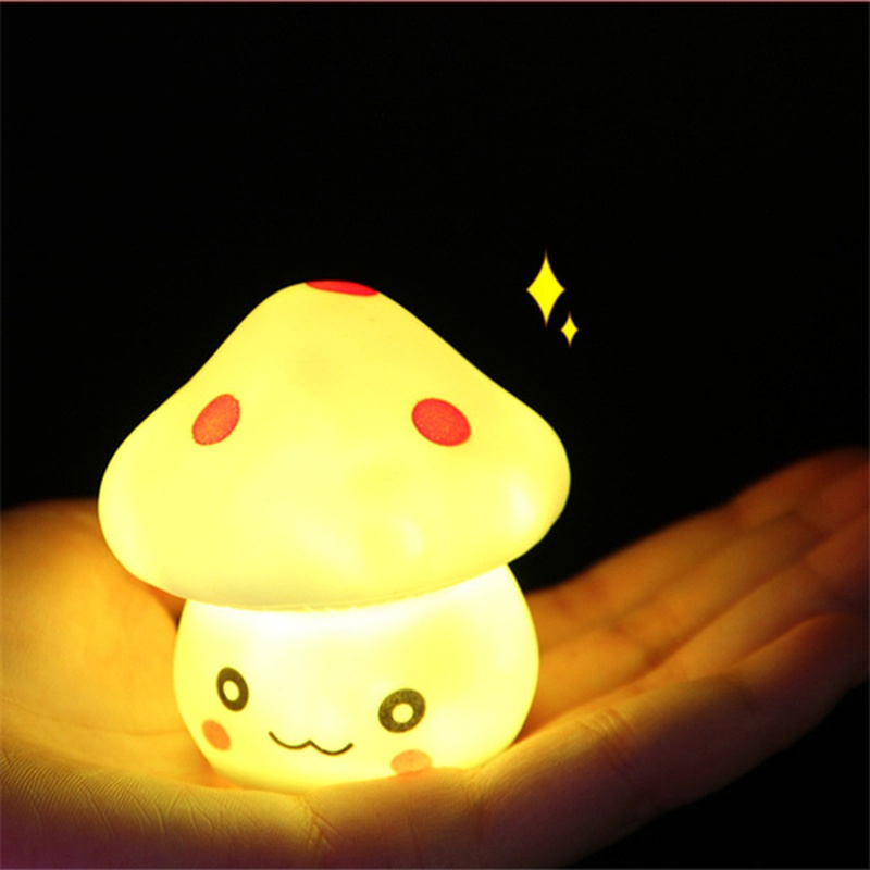Đèn Ngủ Hình Nấm Dễ Thương Cho Bé