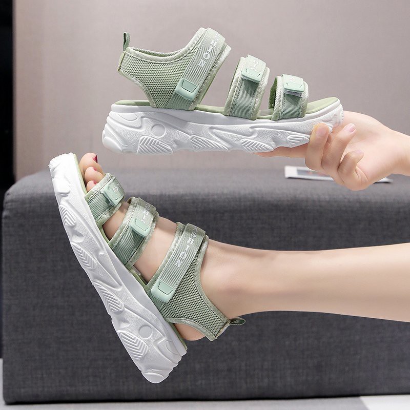 Sandal nữ hoa cúc, dép quai hậu 3 quai đế cao cực đẹp Mẫu mới 2020