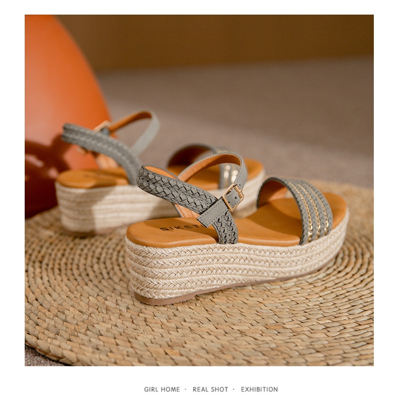 Sandal đế bánh mì quai cài siketu