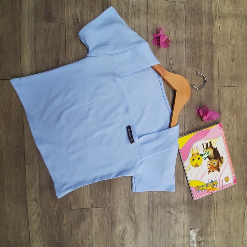 ÁO CỔ VUÔNG TAY NGẮN(logo) DÁNG XINH NĂNG ĐỘNG