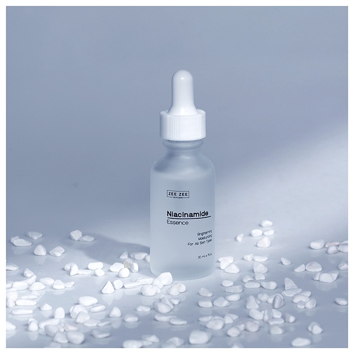 Tinh chất dưỡng sáng mờ thâm ngừa lão hóa tàn nhang Niacinamide Essence | ZEE ZEE skincare 30ml | BigBuy360 - bigbuy360.vn
