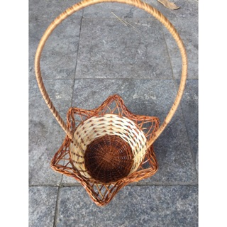 Lẵng sao mây tre nan cắm hoa