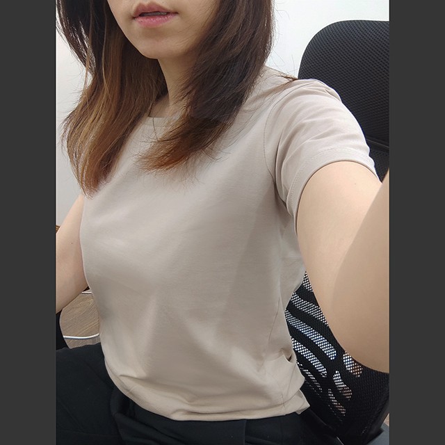 Áo Thun Nữ Basic Màu Trắng, Đen, Be, Thấm Hút Thoáng Mát, Co Giãn 4 Chiều, Áo Phông Form (Phom) Ôm Nhẹ METROFIT | BigBuy360 - bigbuy360.vn