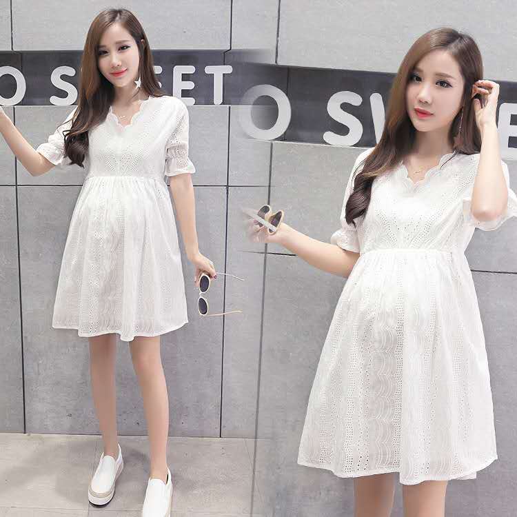 Đầm bầu phối ren thêu hoa xinh xắn