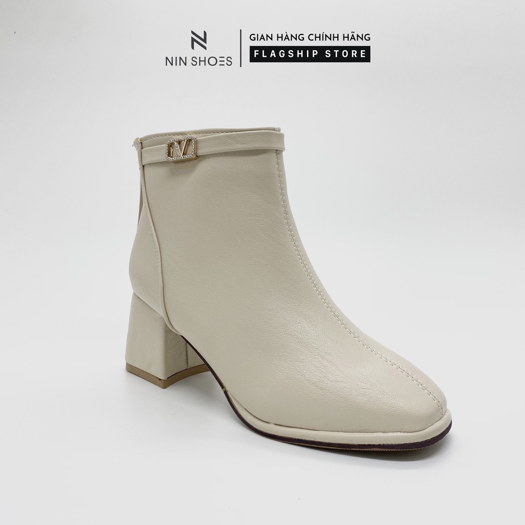 Giày Boot nữ 5p gót vuông cổ v đá kéo khóa sau da si Ninshoes | BigBuy360 - bigbuy360.vn