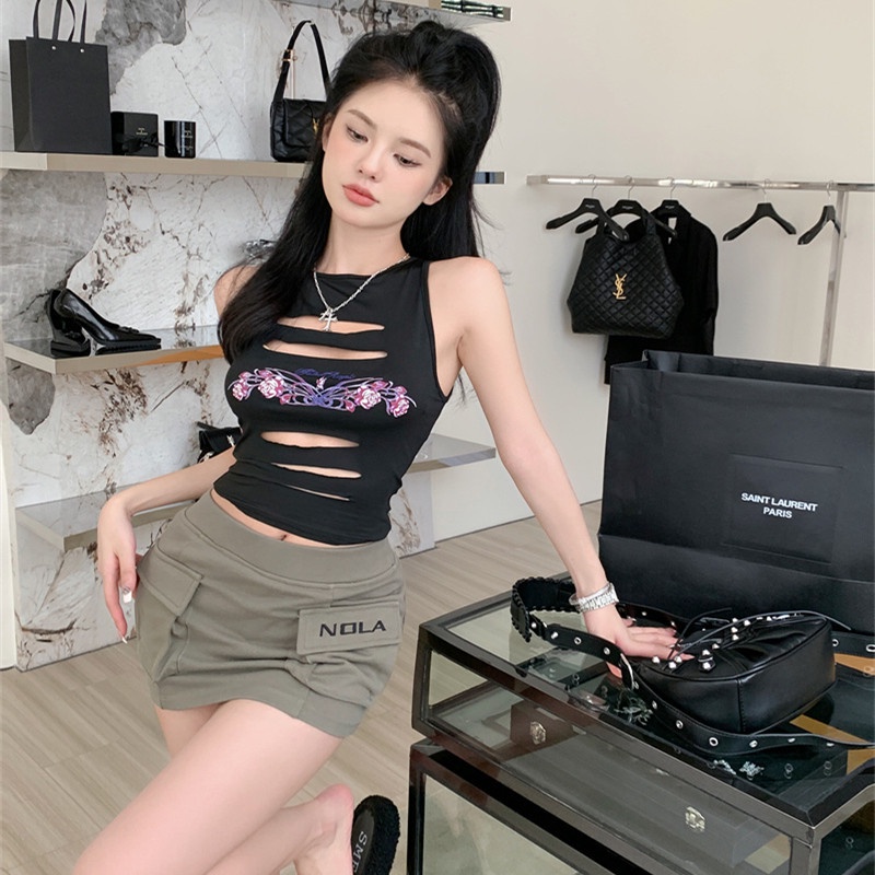 Áo Croptop Sát Nách Dáng Ôm Thiết Kế Khoét Lỗ Thời Trang Quyến Rũ