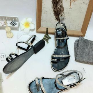 Dép xỏ ngón đính đá