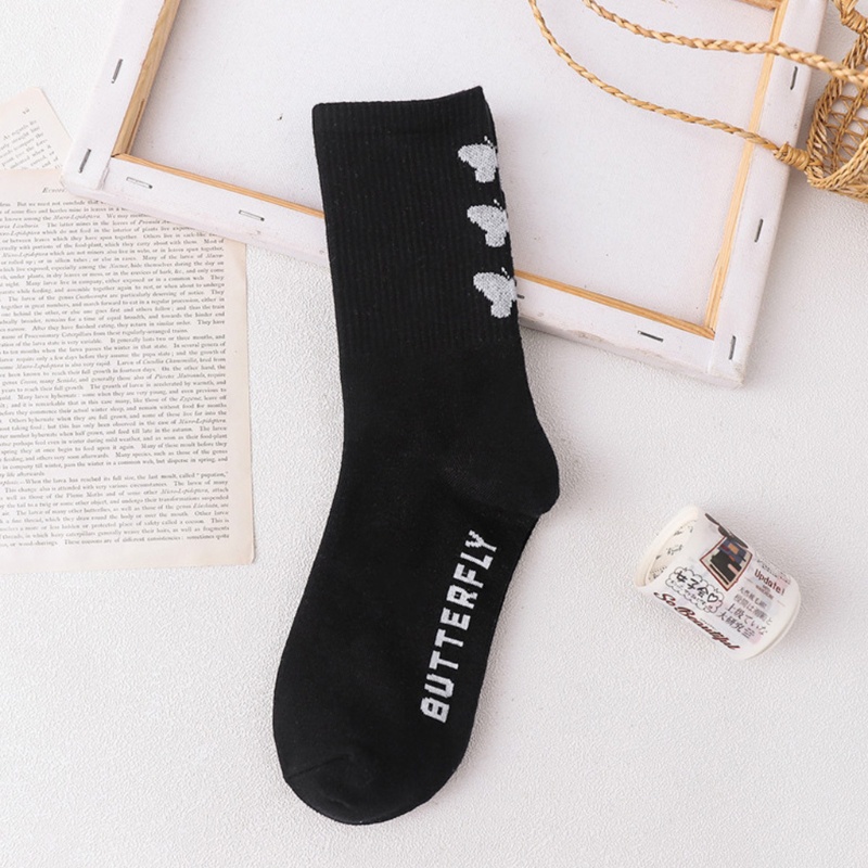 Vớ cổ cao in họa tiết bươm bướm màu trắng đen phong cách hip hop thời trang cho nữ