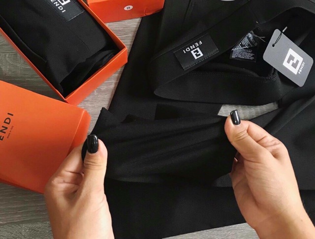 ❌ SỈ❌ QUẦN LEGGING HỘP FENDI SIÊU DÃN Ảnh thật+ clip | BigBuy360 - bigbuy360.vn