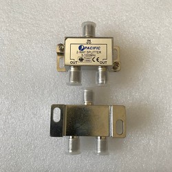 Bộ chia truyền hình cáp 2 Xanh pacific