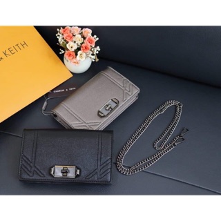 Túi cnk gương dáng basic. Rất dễ mix đồ. Giá yêu luôn