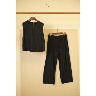 Quần Culottes Nữ MOMOCO Rập Nhăn M2160