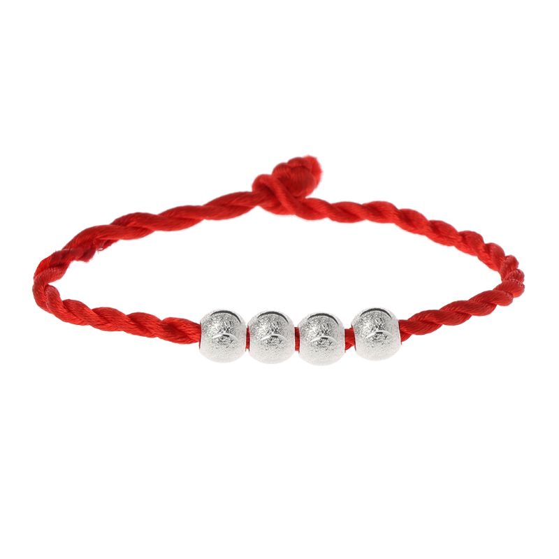 Vòng tay dây đỏ may mắn thời trang