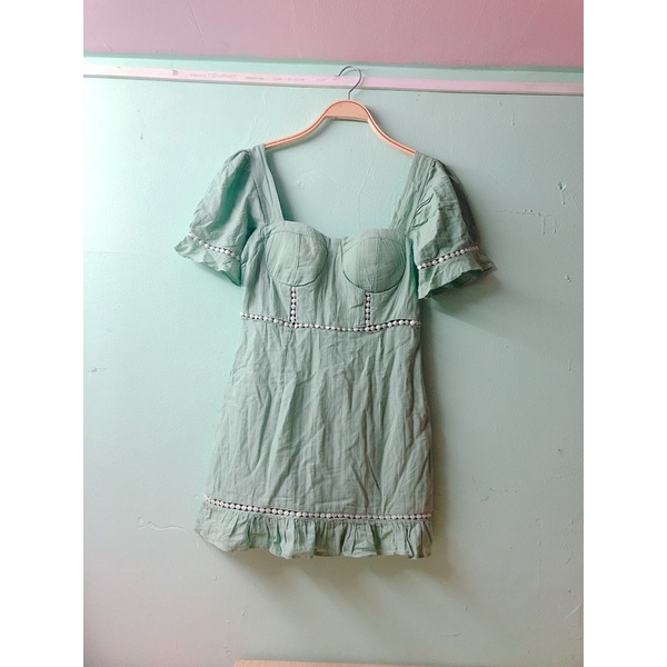 Pass đầm xanh mint có mút ngực