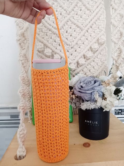 Túi đựng bình nước handmade, túi treo bình nước bằng len