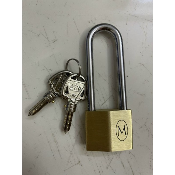 Khoá mở chung chìa 4p càng dài thương hiệu Vương Niệm