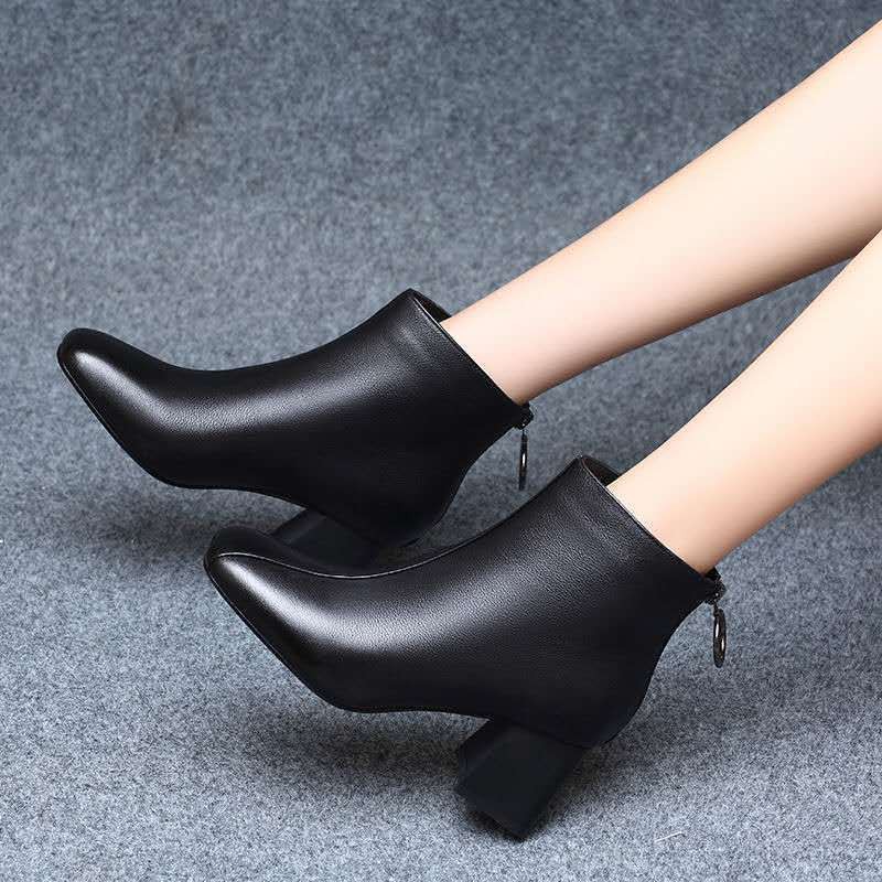 Giày Bốt Da Mềm Gót Vuông Thời Trang Cho Nữ 2020