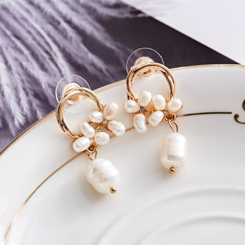 Bông Tai Mạ Bạc 925 Hình Bông Hoa Đính Ngọc Trai Phong Cách Hàn Quốc