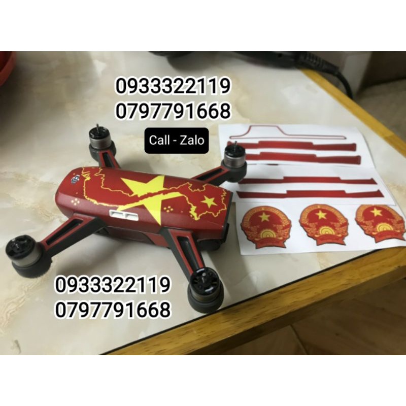 Skin Trang Trí Flycam Dji Spark - Bảng Đặc Biệt Sao Vàng