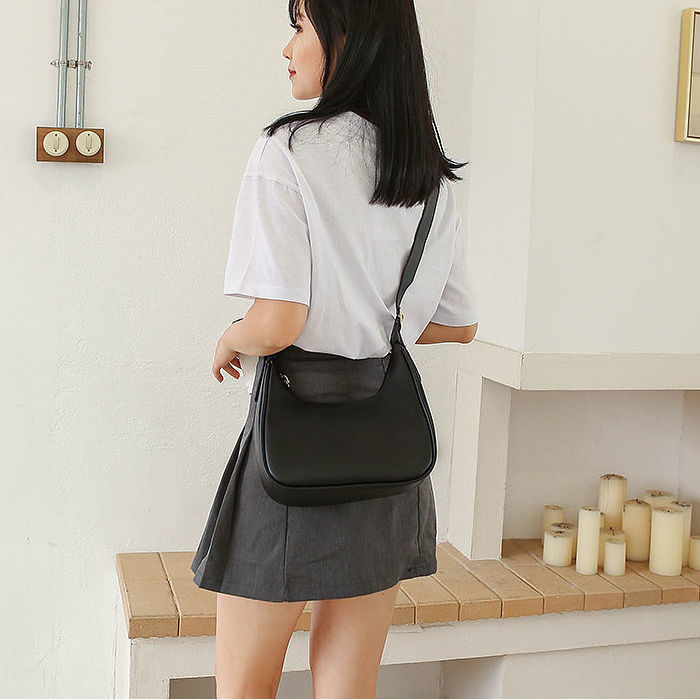 Túi Xách Đeo Vai Phong Cách Cổ Điển Thời Trang 2020 Dành Cho Bạn Nữ | BigBuy360 - bigbuy360.vn