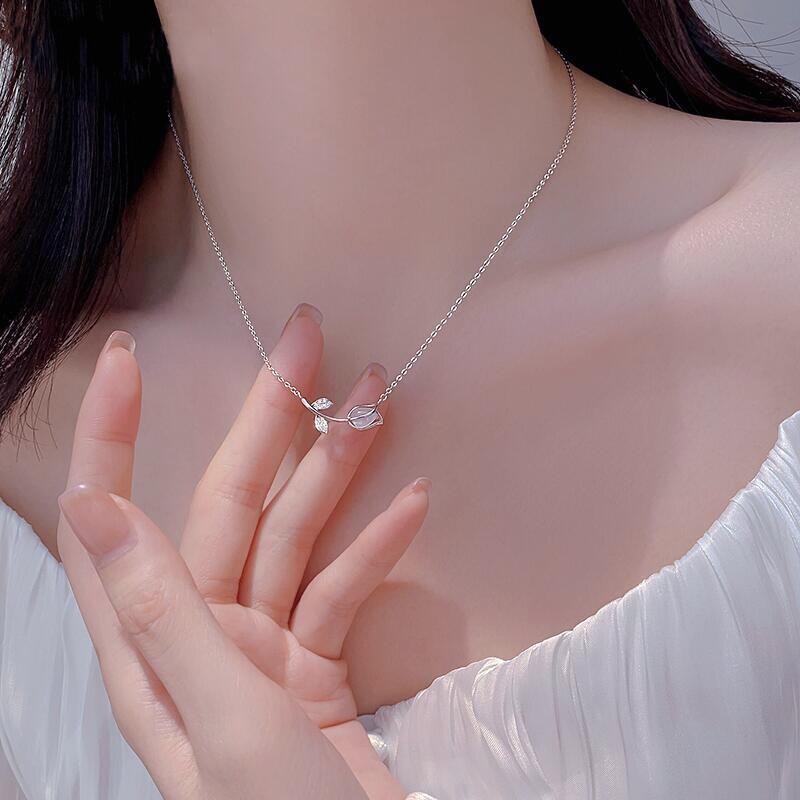 Vòng Cổ Choker Màu Vàng / Bạc Mặt Hoa Tulip Đính Đá Pha Lê Thanh Lịch Thời Trang Cho Nữ