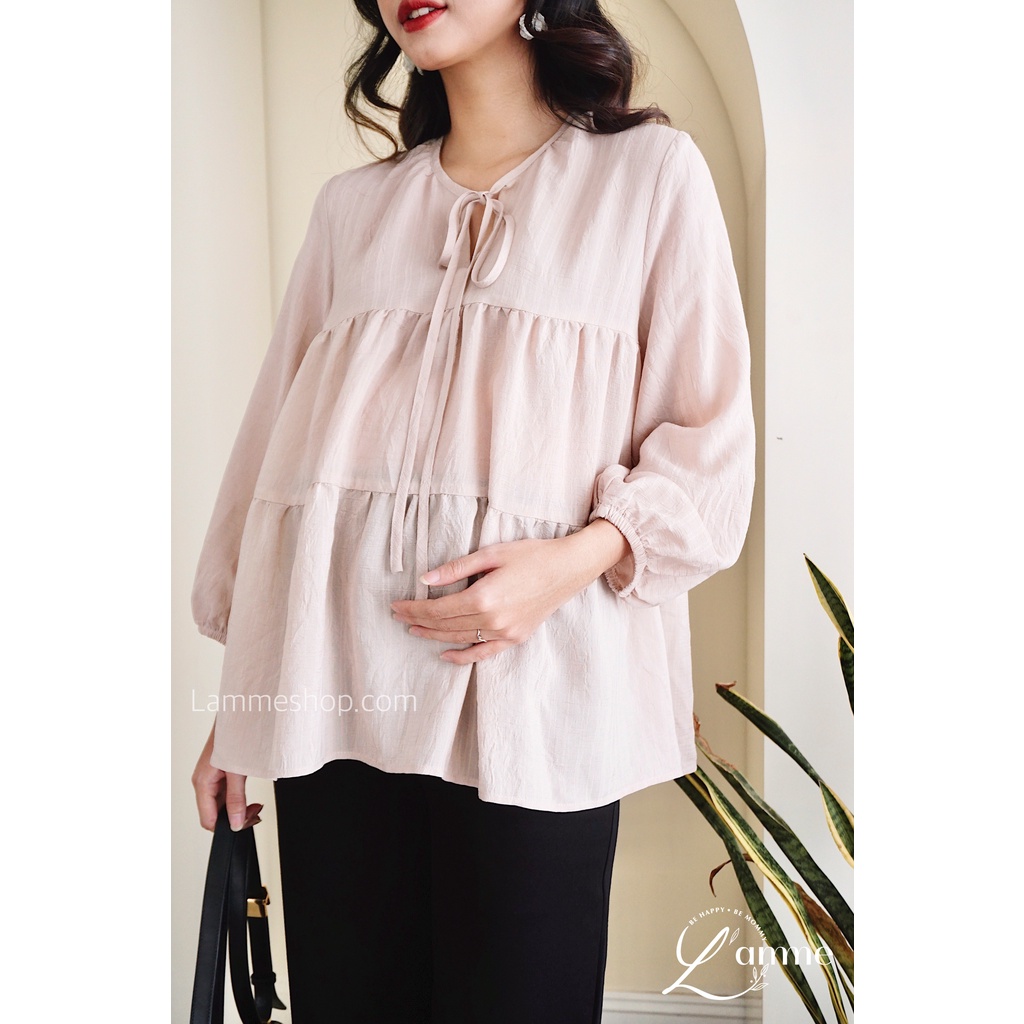 Áo bầu Momo Shirt dáng babydoll lụa mềm, có mở cúc, dáng áo gọn gàng thích hợp mặc đi làm By LAMME