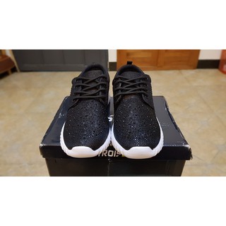 Giày kim cương đen Hàn Quốc