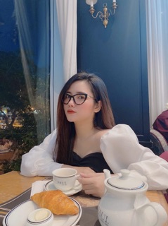 Gọng cateye dior