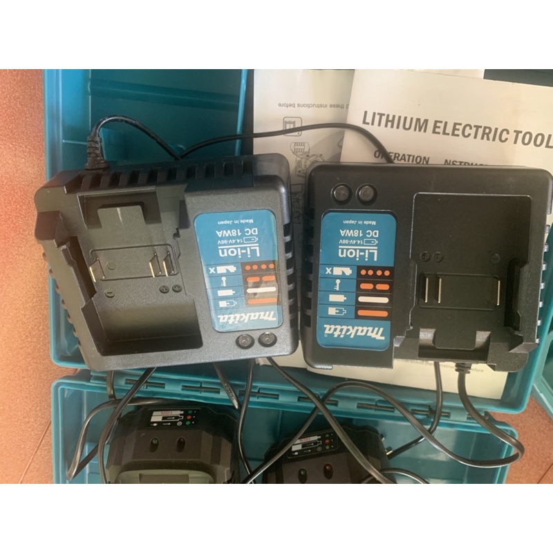 Sạc pin  Makita 18v sạc bàn trượtcho máy mài,siết bu lông,bắn vít dùng pin