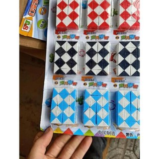 Sỉ vỉ 20 chiếc rubik như hình