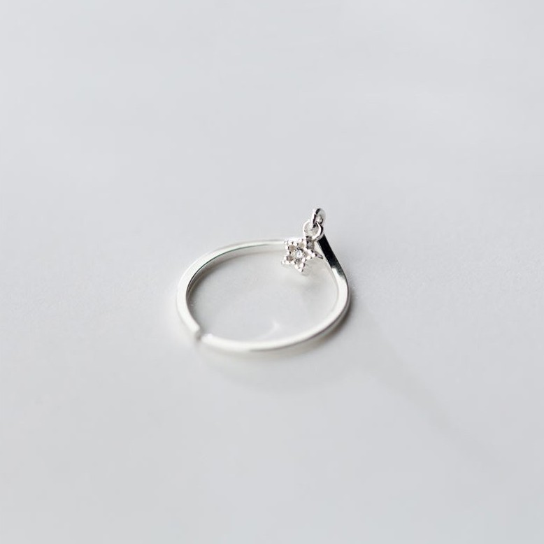 Nhẫn nữ nhẫn bạc s925 solitaire ngôi sao đính đá pha lê tua rua đeo ngón út Cá jewelry NB103