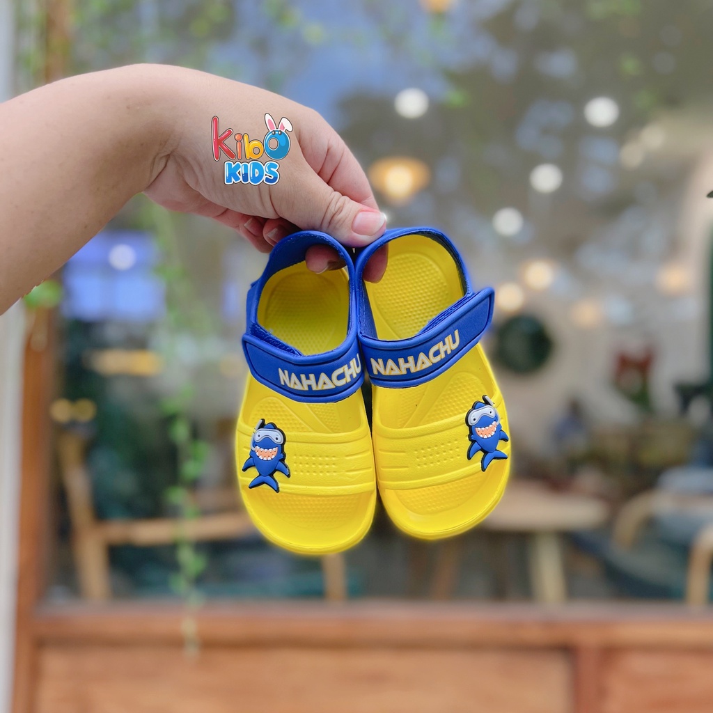￼￼￼Sandal Xốp Cho Bé Trai Siêu Nhẹ Siêu Bền Hoạ Tiết Cá Mập SA409