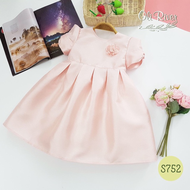 Váy đầm công chúa