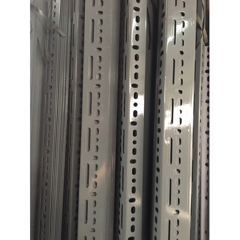 Thanh Sắt V Lỗ 3X5 từ 100cm đến 150cm