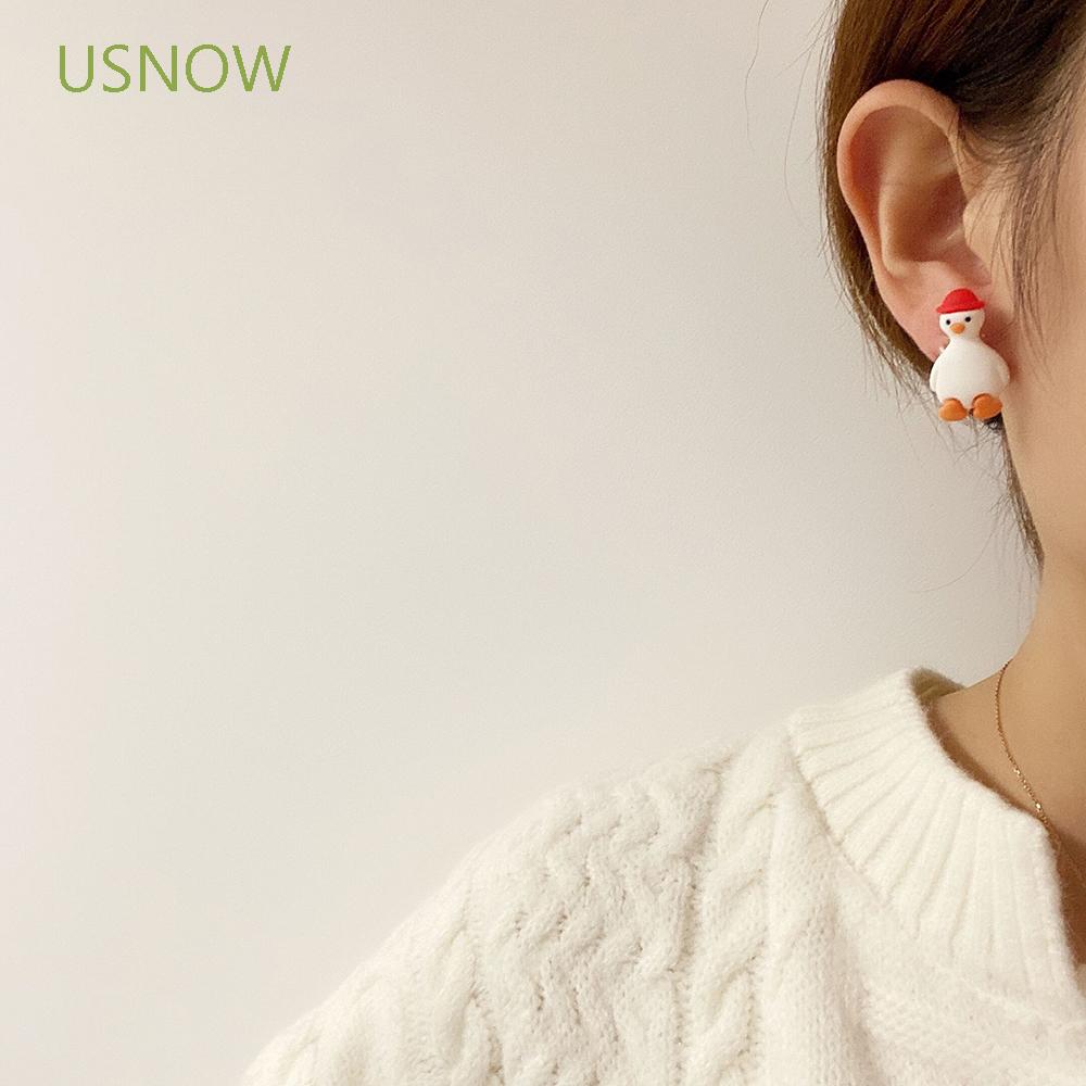 Khuyên Tai Nhựa Hình Chú Vịt Dễ Thương