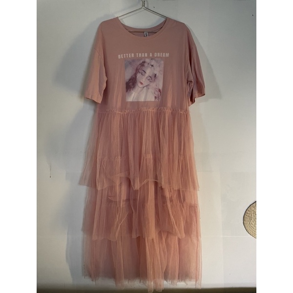 Đầm thun ren lưới hồng dáng oversize