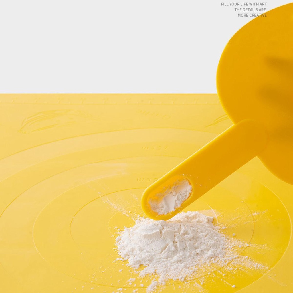 Dụng Cụ Cắt Bột Làm Bánh Bằng Nhựa Tiện Dụng Cho Nhà Bếp