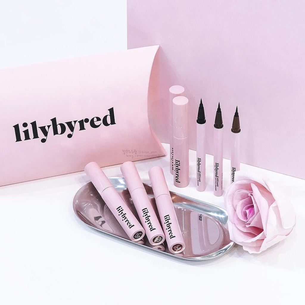 Kẻ mắt dạ Siêu mảnh Chống trôi Bền màu 24h Lily by Red Survival 9am to 9pm Penliner