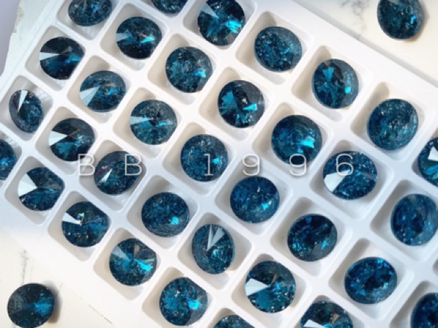 Đá khối trang trí móng Nail cao cấp giá yêu thương