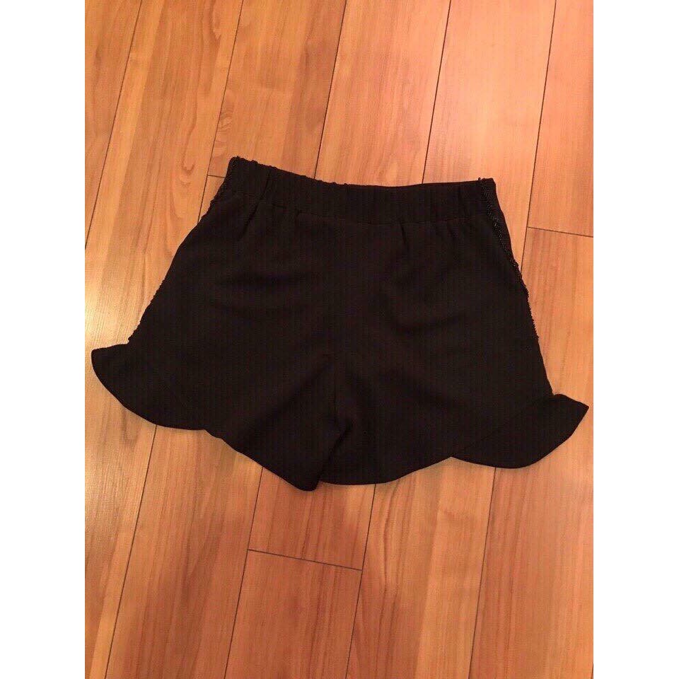 Quần short đính cườm hông - chất thun co giãn
