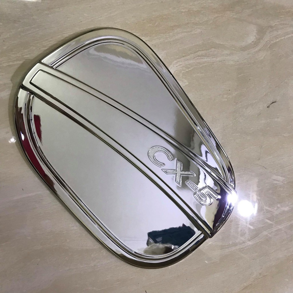 Ốp nắp bình xăng nhựa mạ Crom xe Mazda CX5 2019