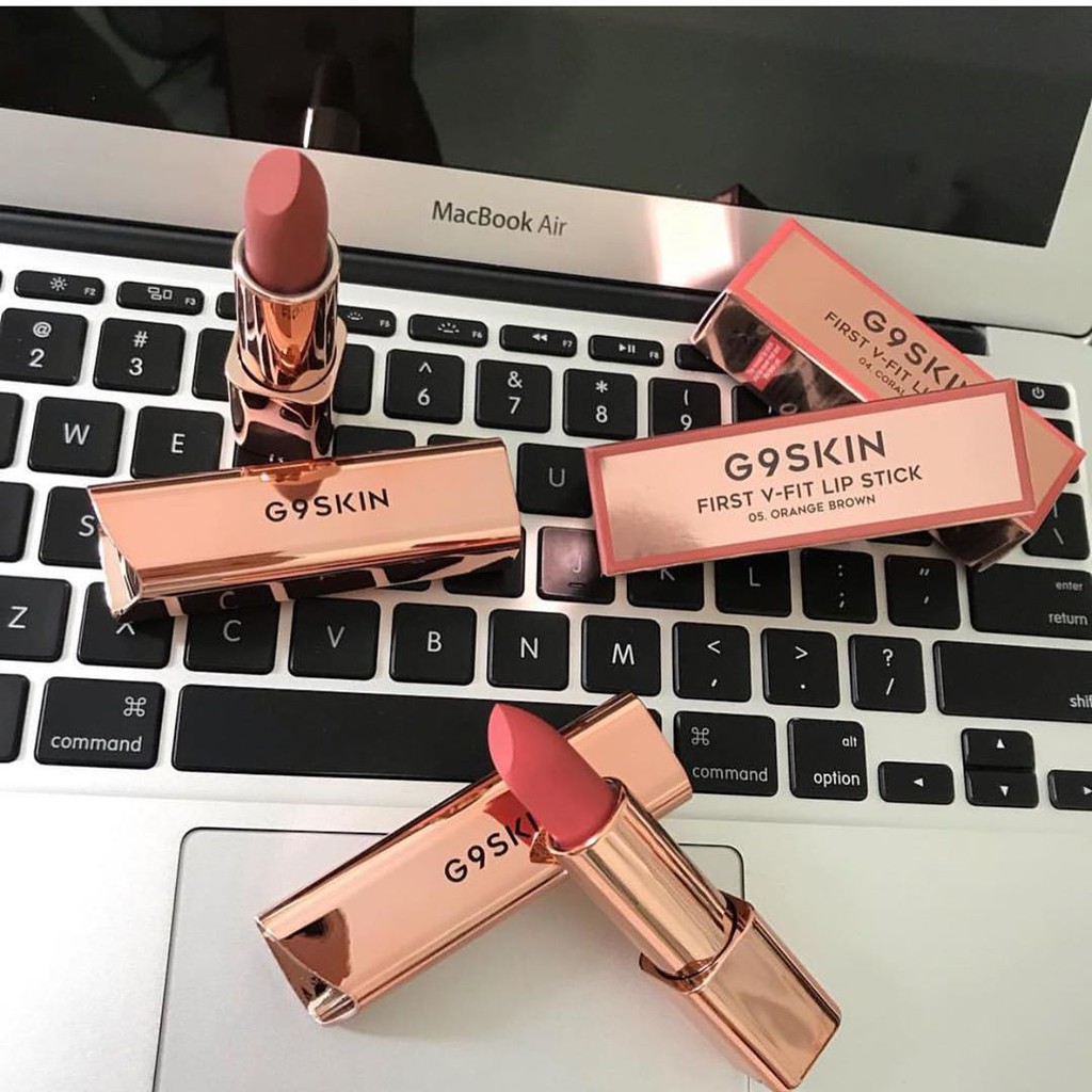 Son G9 skin first v-fit lip stick ( vỏ vàng)