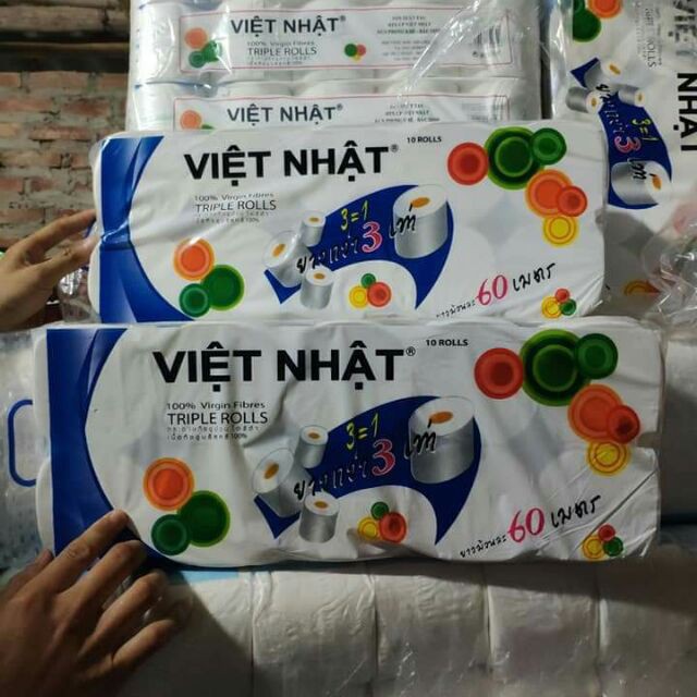 Giấy vệ sinh Việt Nhật 10 cuộn không lõi bịch 900g