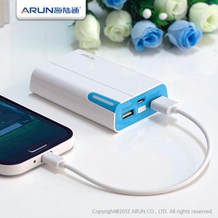 Pin Dự Phòng 8400mah Bảo Hành 12 Tháng