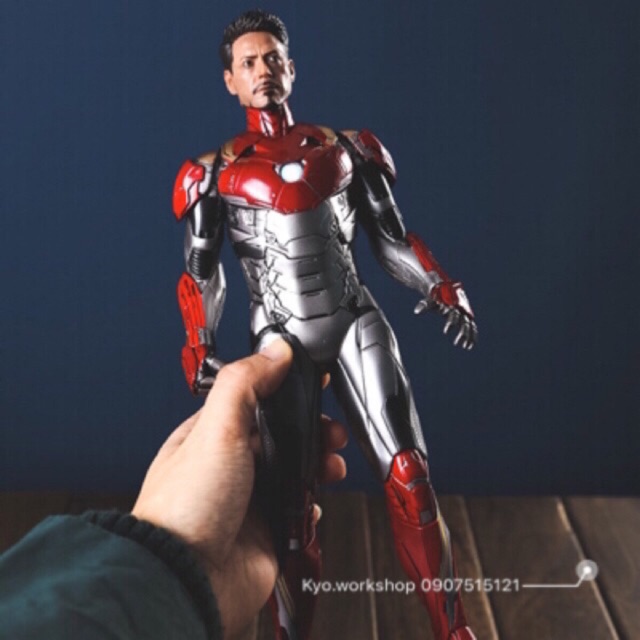 Mô hình figure Ironman Crazy Toys MK 41 - 45 - 46 - 47 - có giá đỡ