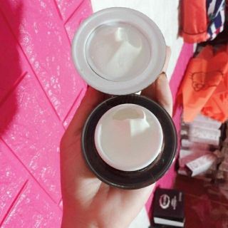 Kem face trắng da BB white