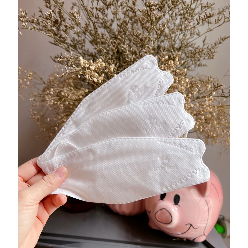 Khẩu trang y tế 3D KF94 mask Hàn Quốc 4 lớp ngăn chặn vi khuẩn 99% túi đóng 10 cái